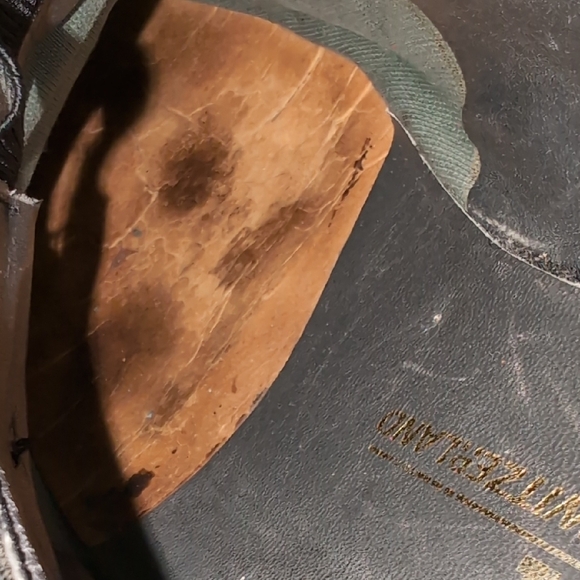 Bally Elegant Black Leather Men's Slip-Ons - Picture 5 of 11